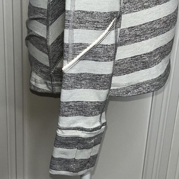 Lululemon Race Your Pace 1/2 Zip Marshmallow Stripe Heathered Slate Size 4 - Picture 7 of 14